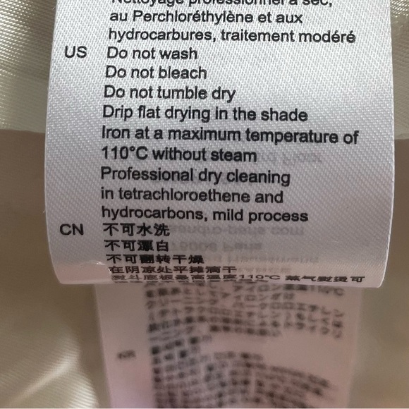 Sandro Dayna Tweed Wool Mini Skirt Women’s Size 2 Ivory White Pearl Button Lined - Picture 16 of 16